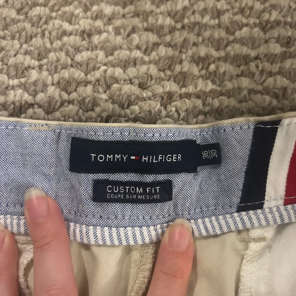 Tommy Hilfiger Men's Cream Chinos - Picture 7 of 7